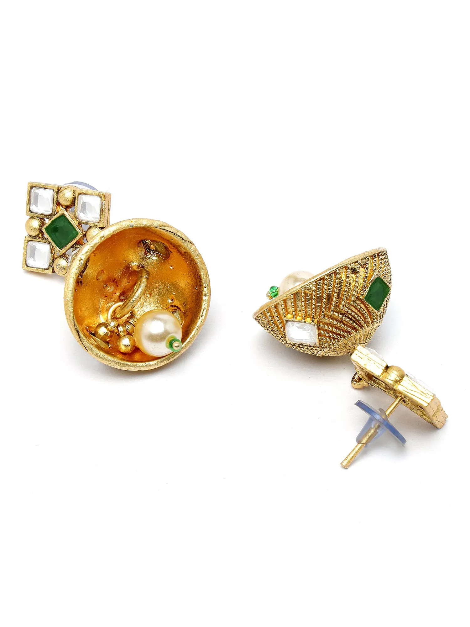Karatcart Gold Plated Green Stone Choker Necklace Set for Women