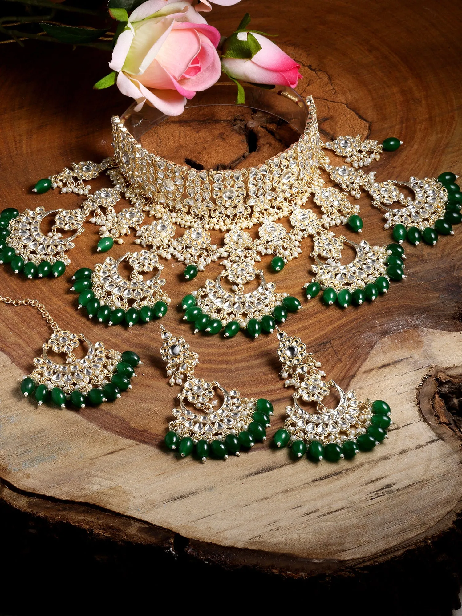 Karatcart Gold Plated Green Tumble Studded Kundan Bridal Necklace Set for Women