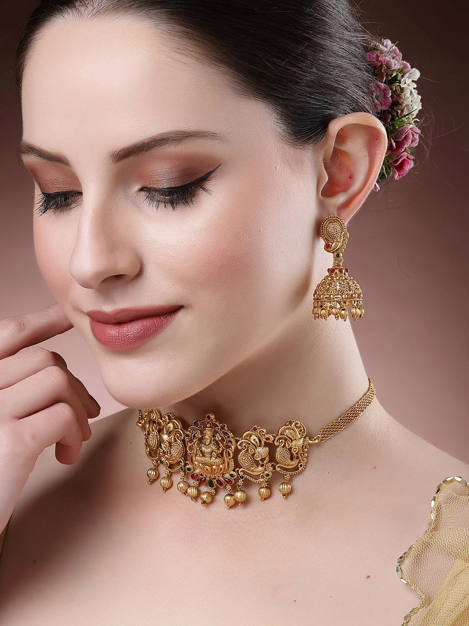Karatcart Gold-Plated Laxmi Mata Choker Temple Jewellery Set