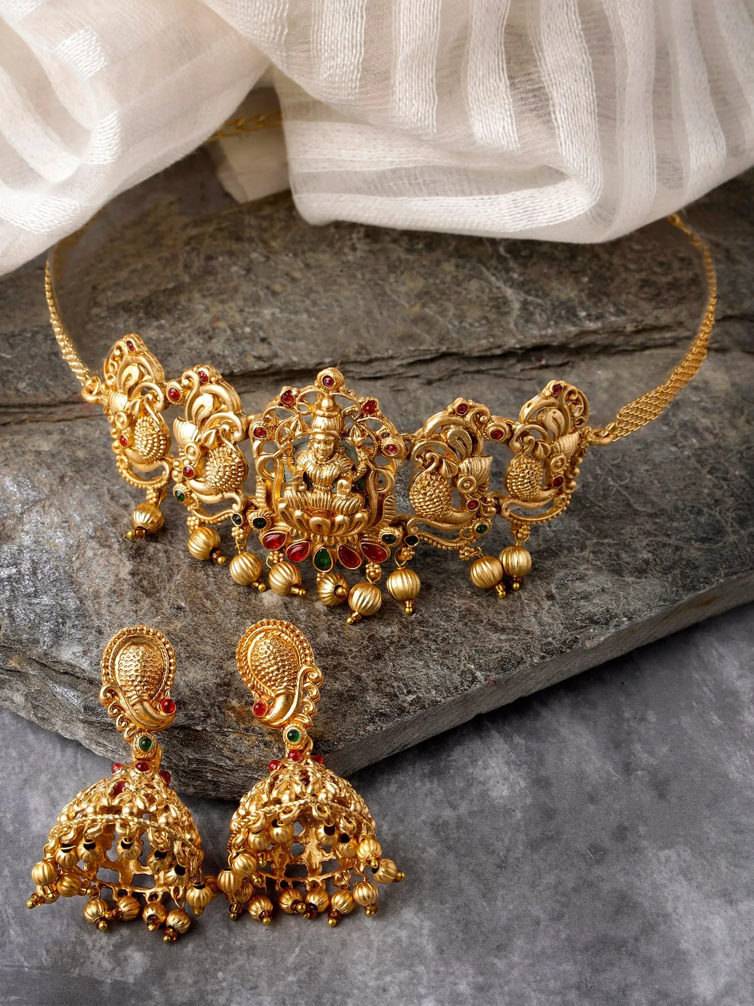 Karatcart Gold-Plated Laxmi Mata Choker Temple Jewellery Set