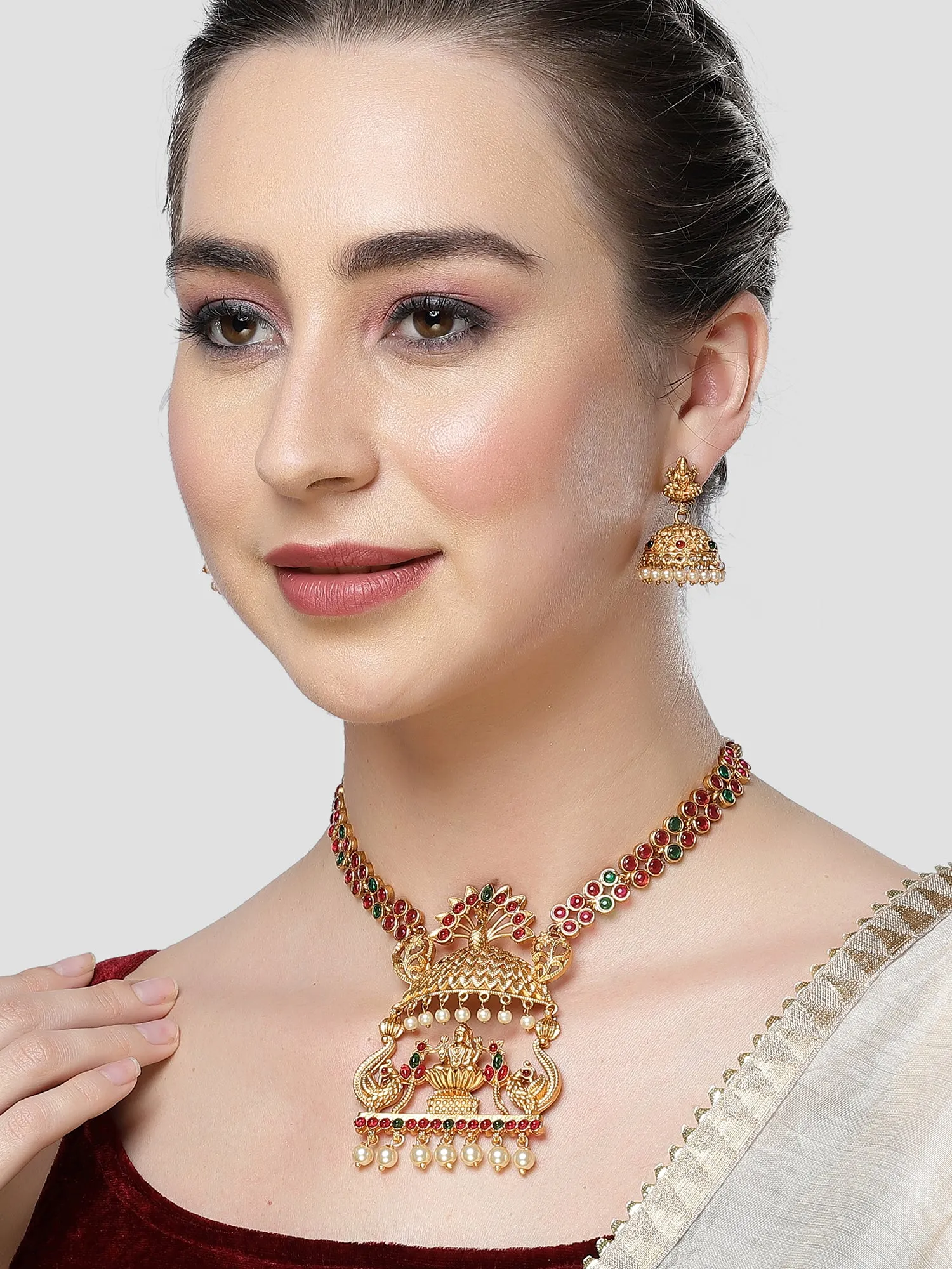 Karatcart Gold Plated Laxmi Mata Design Temple Jewellery Set for Women