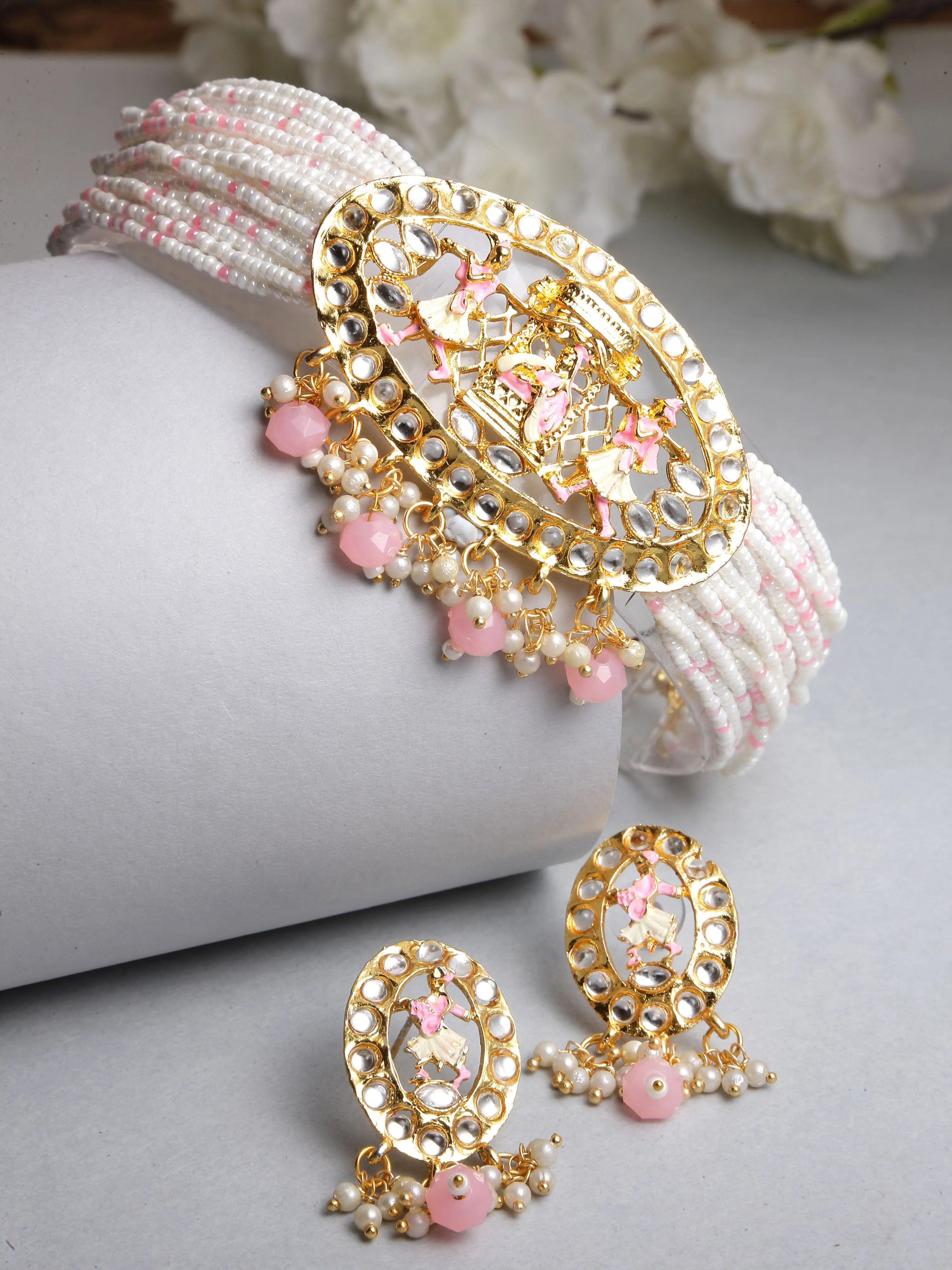 Karatcart Gold Plated Light Pink Dulhan Doli Design Choker Necklace Set for Women