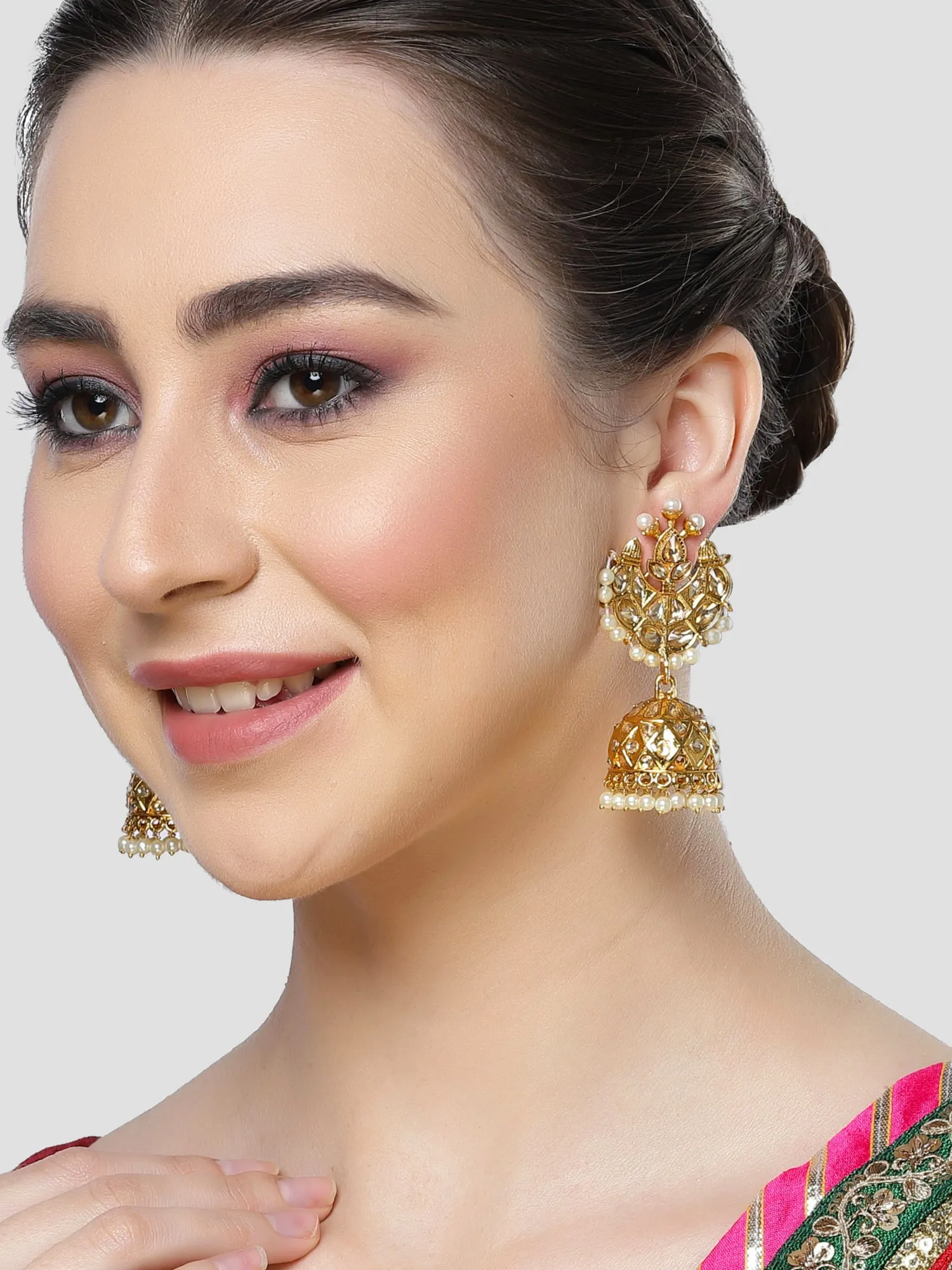 Karatcart Gold Plated Pearl and Kundan Studded Jhumki Earrings for Women