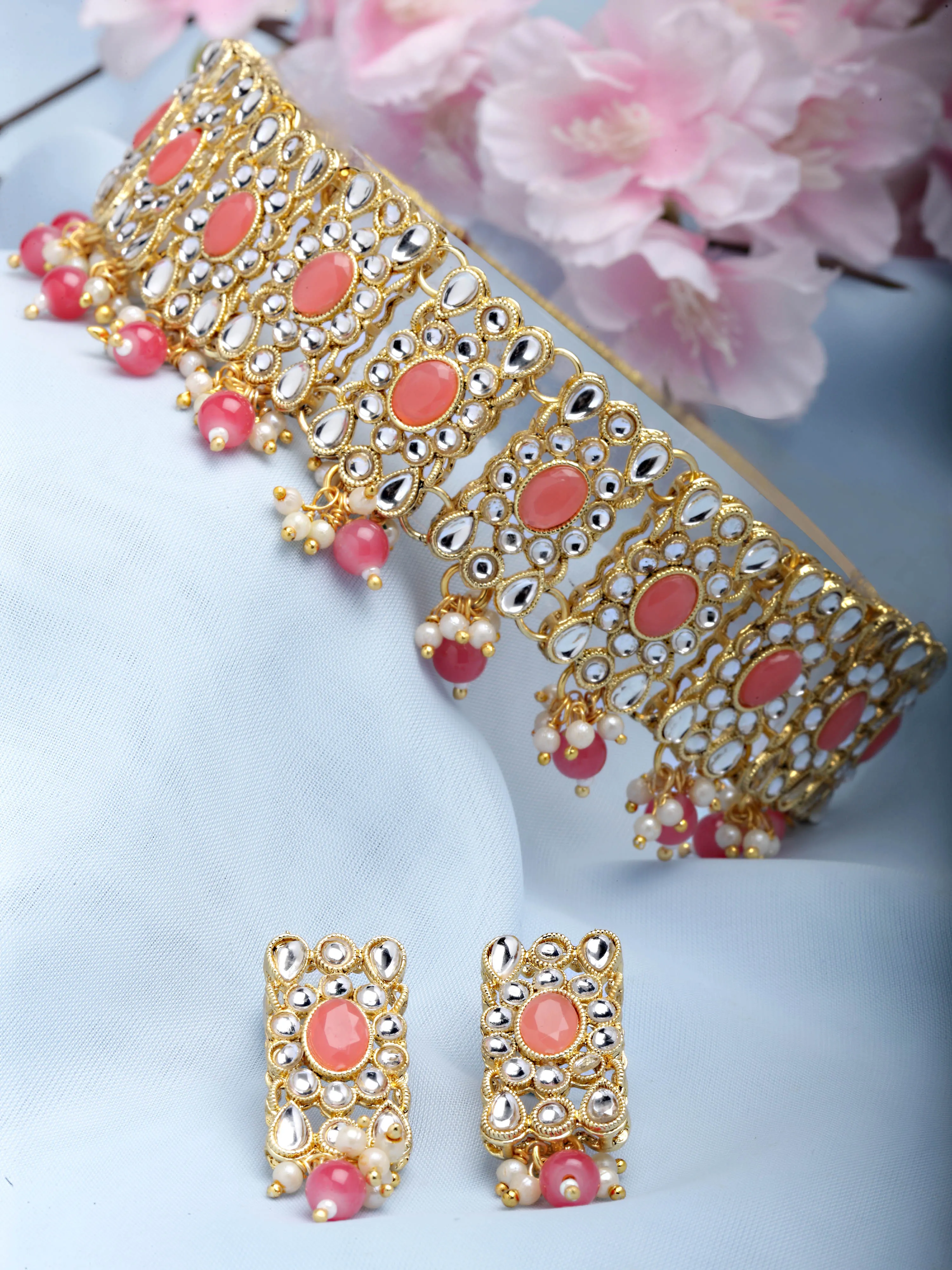 Karatcart Gold Plated Pink Beads and Peach Kundan Studded Necklace Set