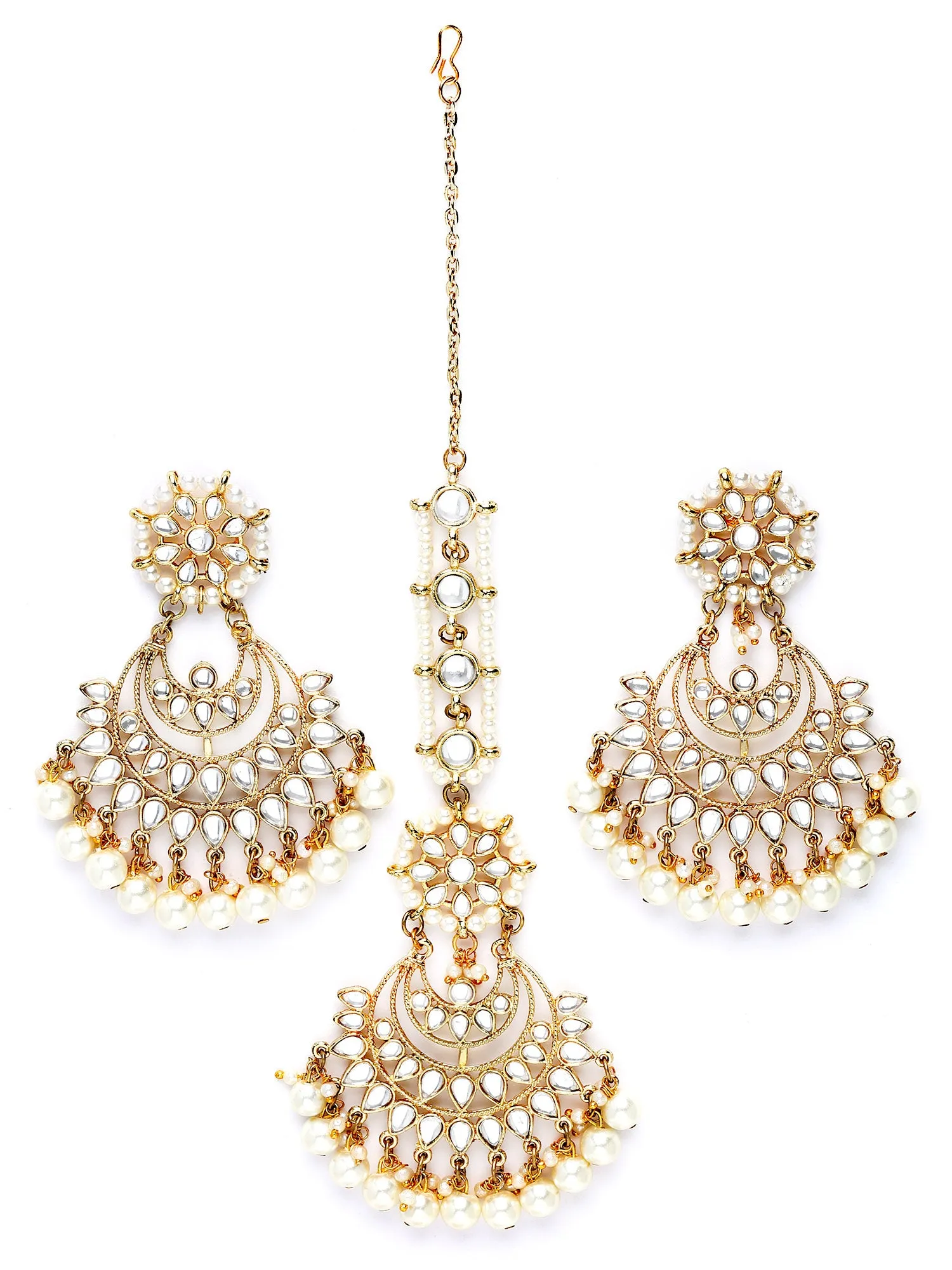 Karatcart Gold Plated White Pearl Beaded Kundan Earrings and Maangtikka Combo for Women
