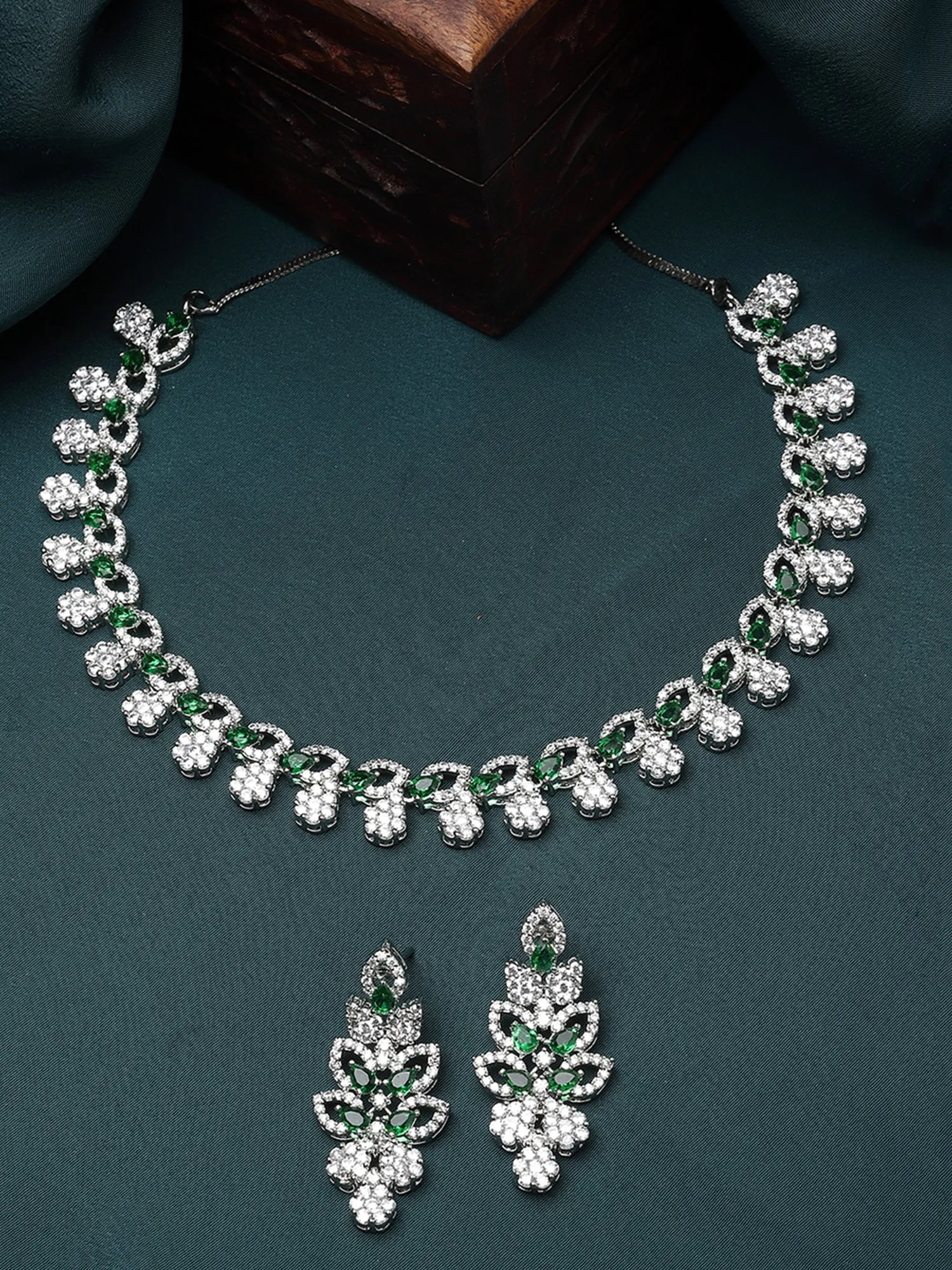Karatcart Green Cubic Zirconia Studded Leaf Design Silver Plated Necklace Set for Women