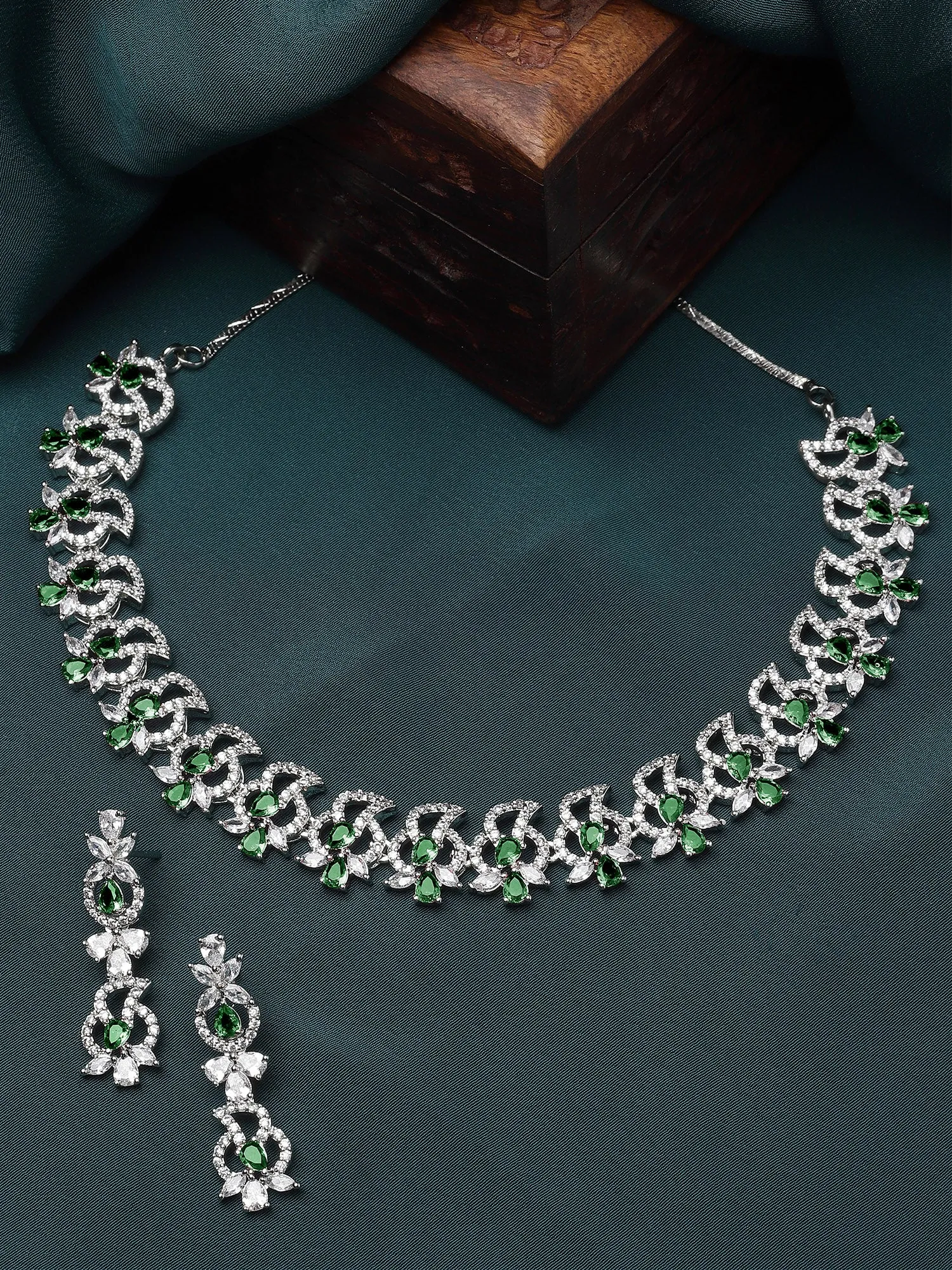 Karatcart Green Cubic Zirconia Studded Silver Plated Necklace Set for Women