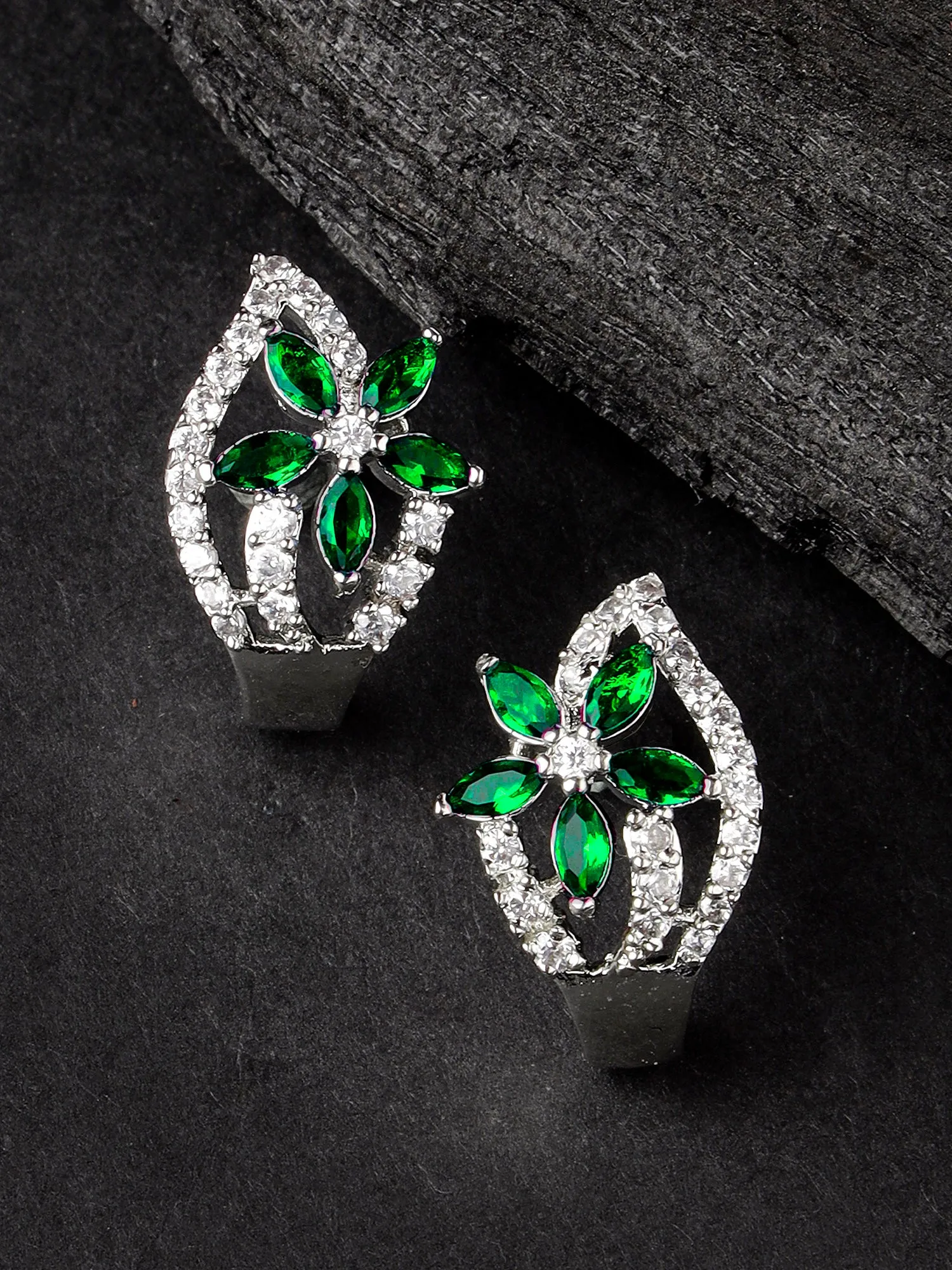 Karatcart Green Stones Silver Plated Floral Design AD Stud Earrings for Women