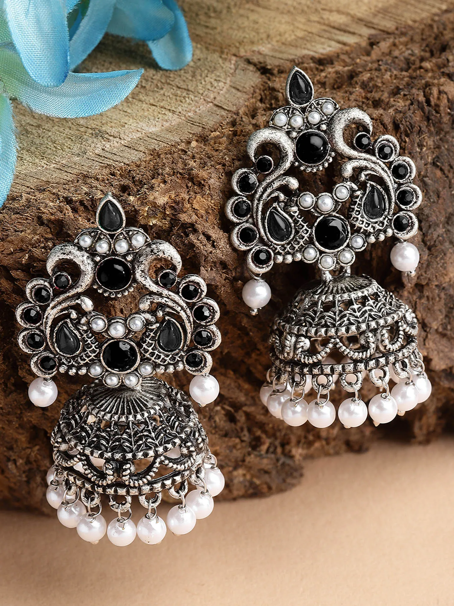 Karatcart Oxidised-Silver Black Stone Jhumki Earring for Women