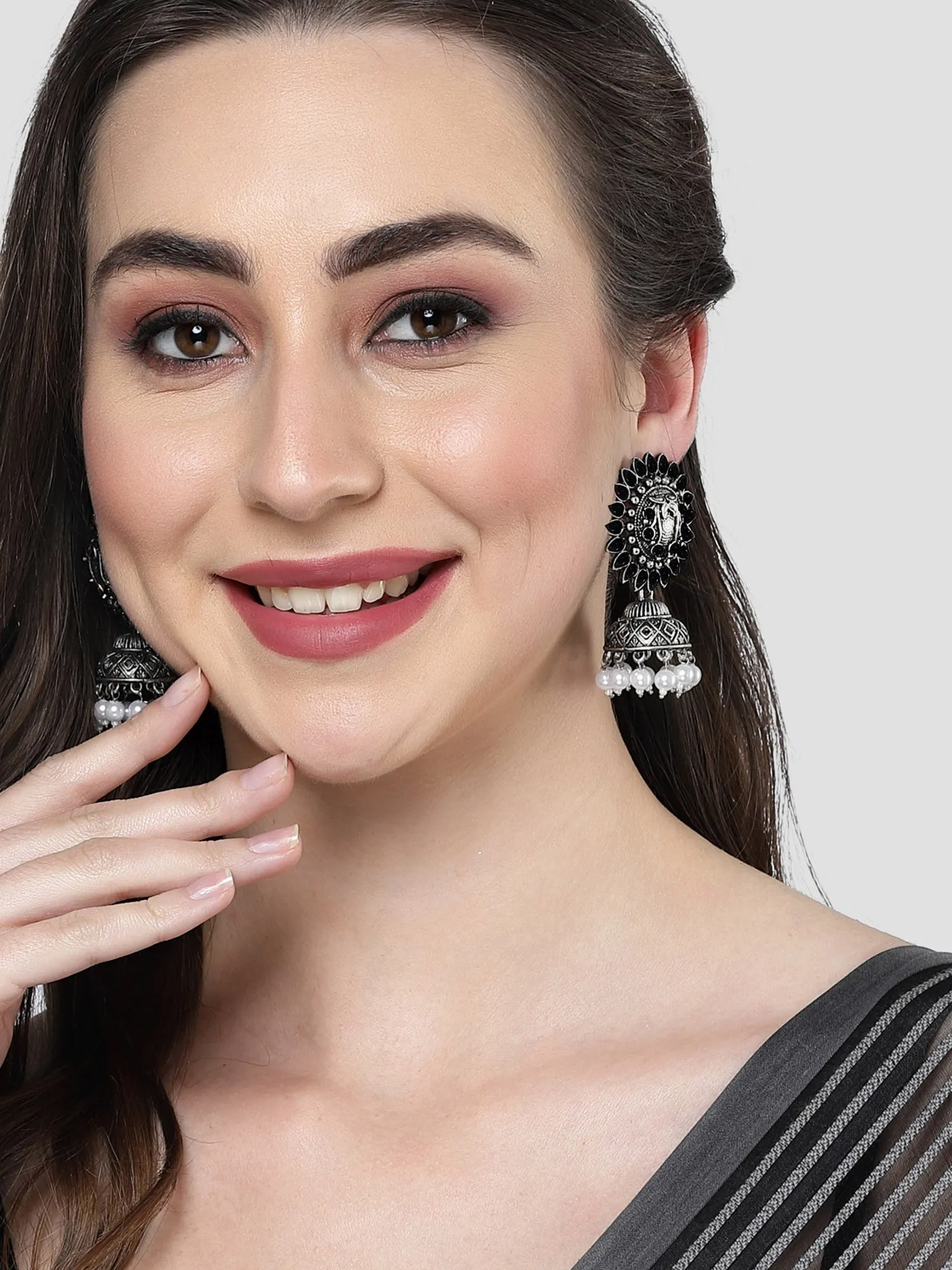 Karatcart Oxidised Silver Black Stone Studded Jhumki Earring for Women