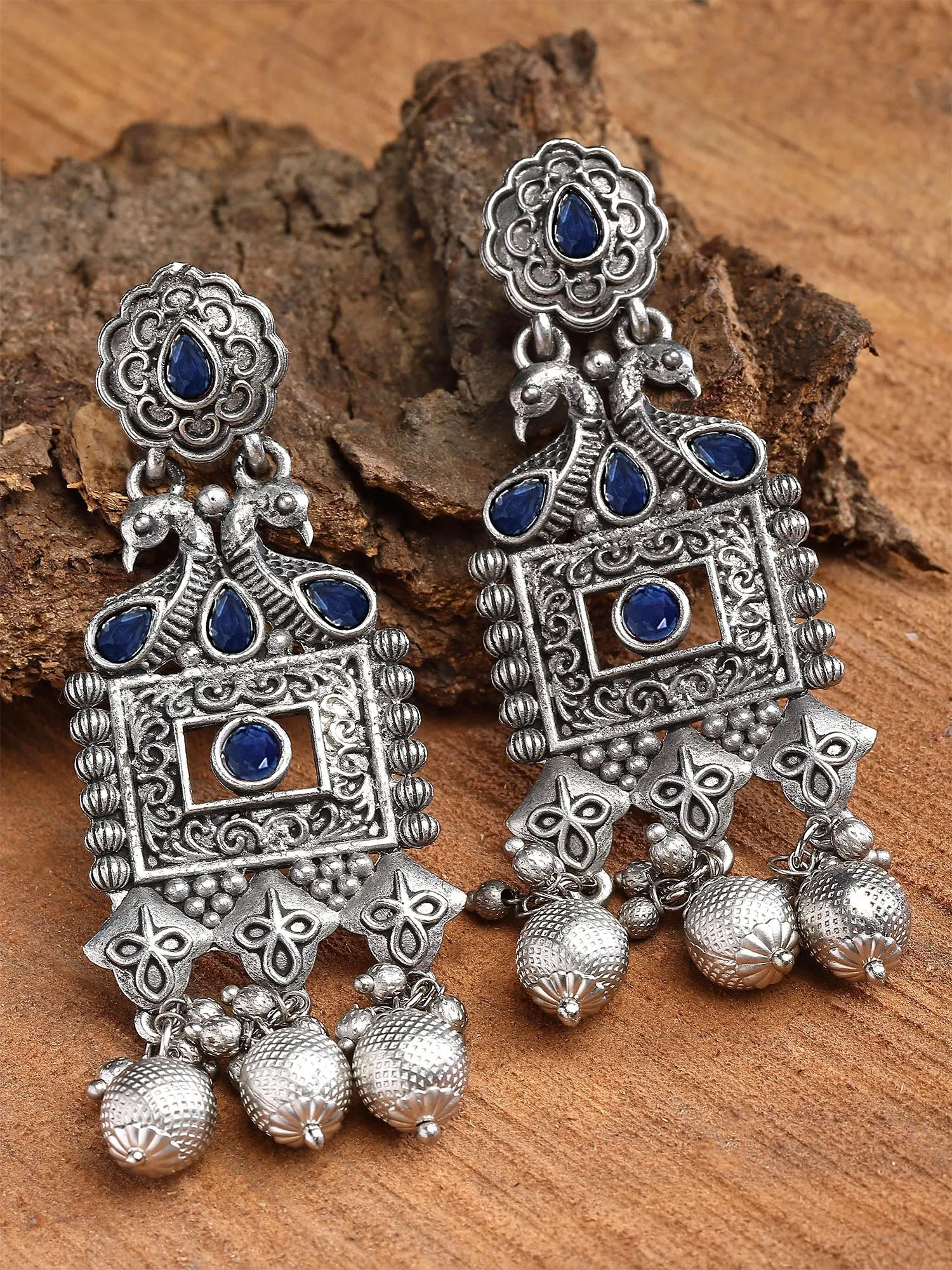Karatcart Oxidised Silver Blue Kundan Studded Drop Earrings for Women