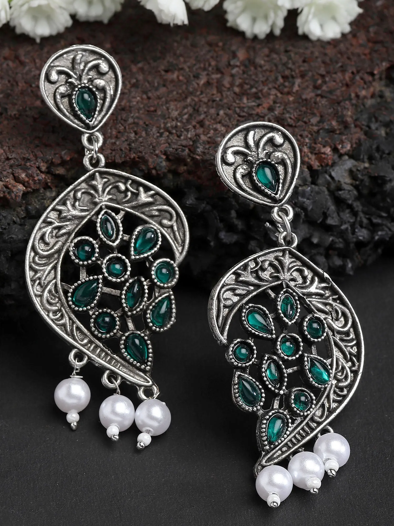 Karatcart Oxidised Silver Green Stone Drop Earring for Women
