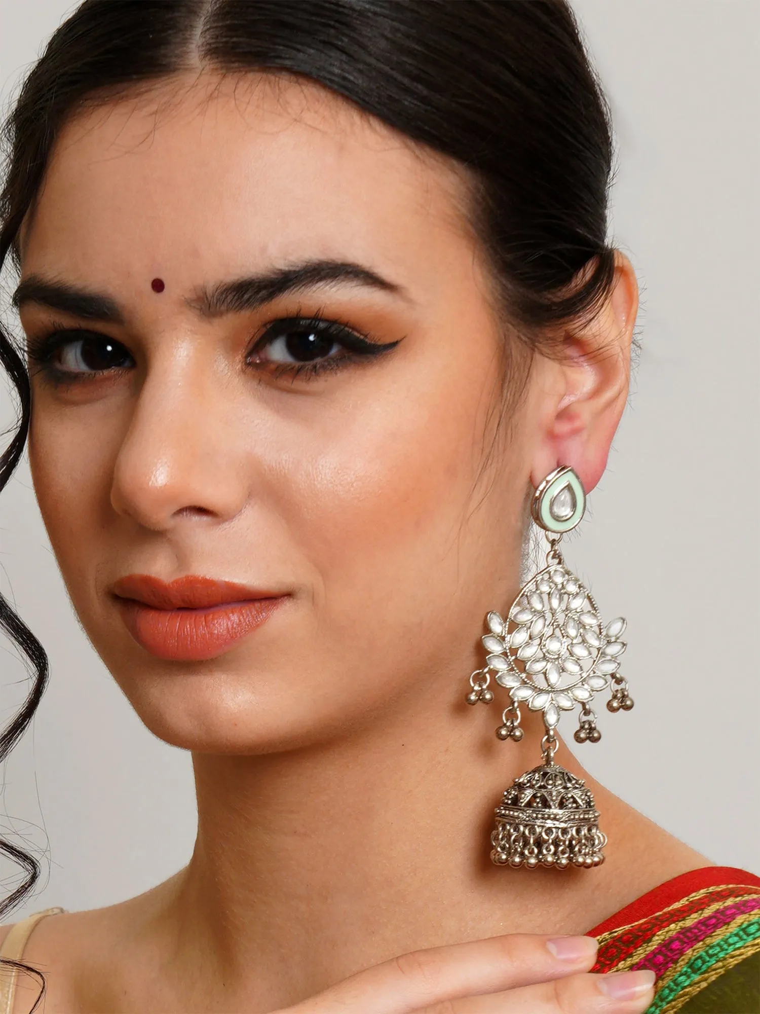 Karatcart Oxidised Silver Handcrafted Jhumki Kundan Studded Earrings for Women