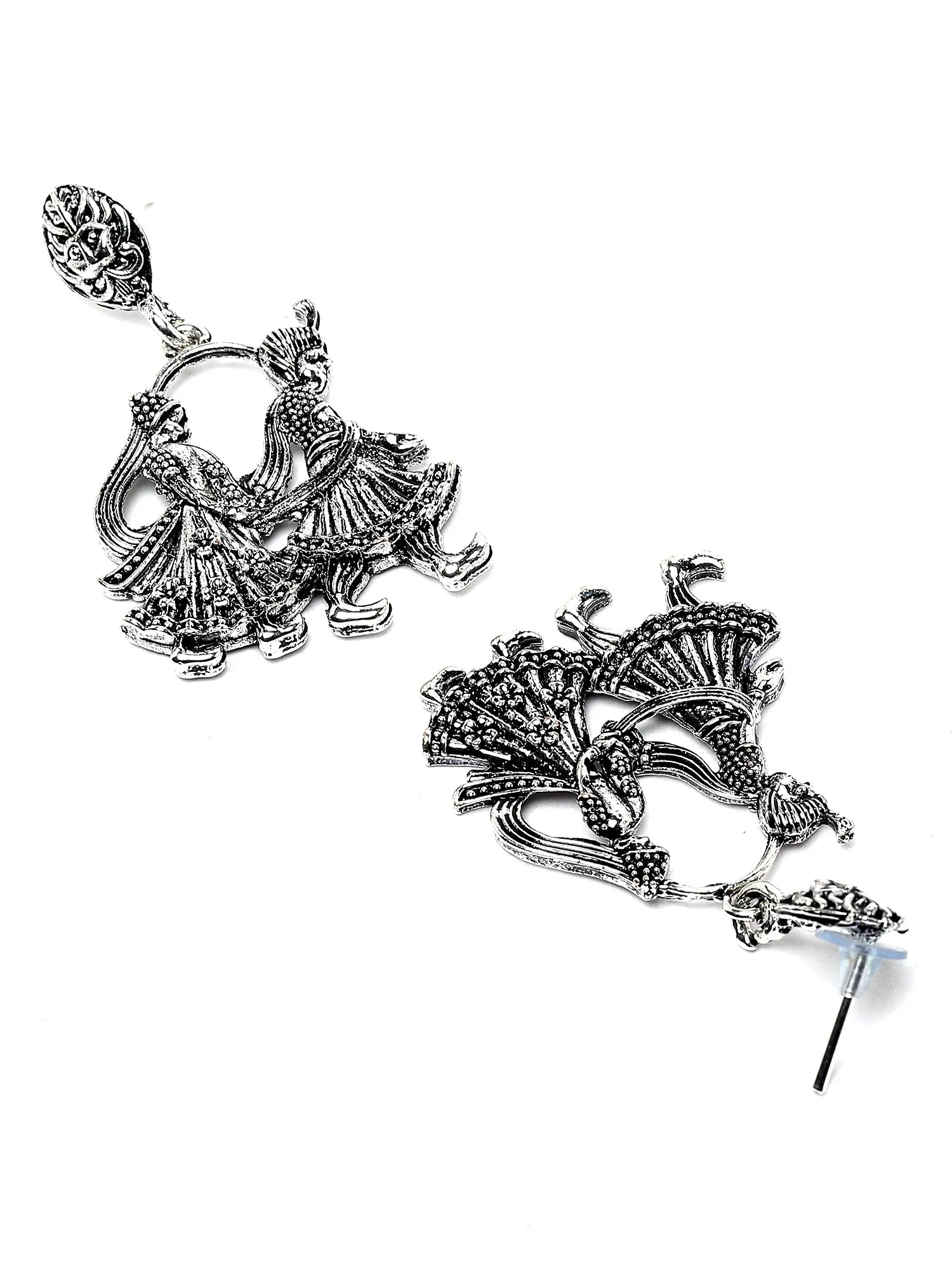 Karatcart Oxidised Silver Tribal Dulha-Dulhan Design Jewellery Set for Women