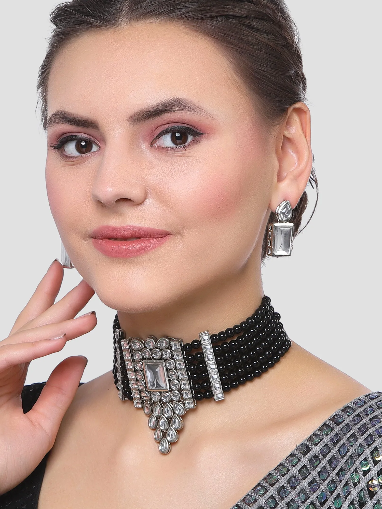 Karatcart Silver Plated Black Beaded Choker Necklace Set for Women