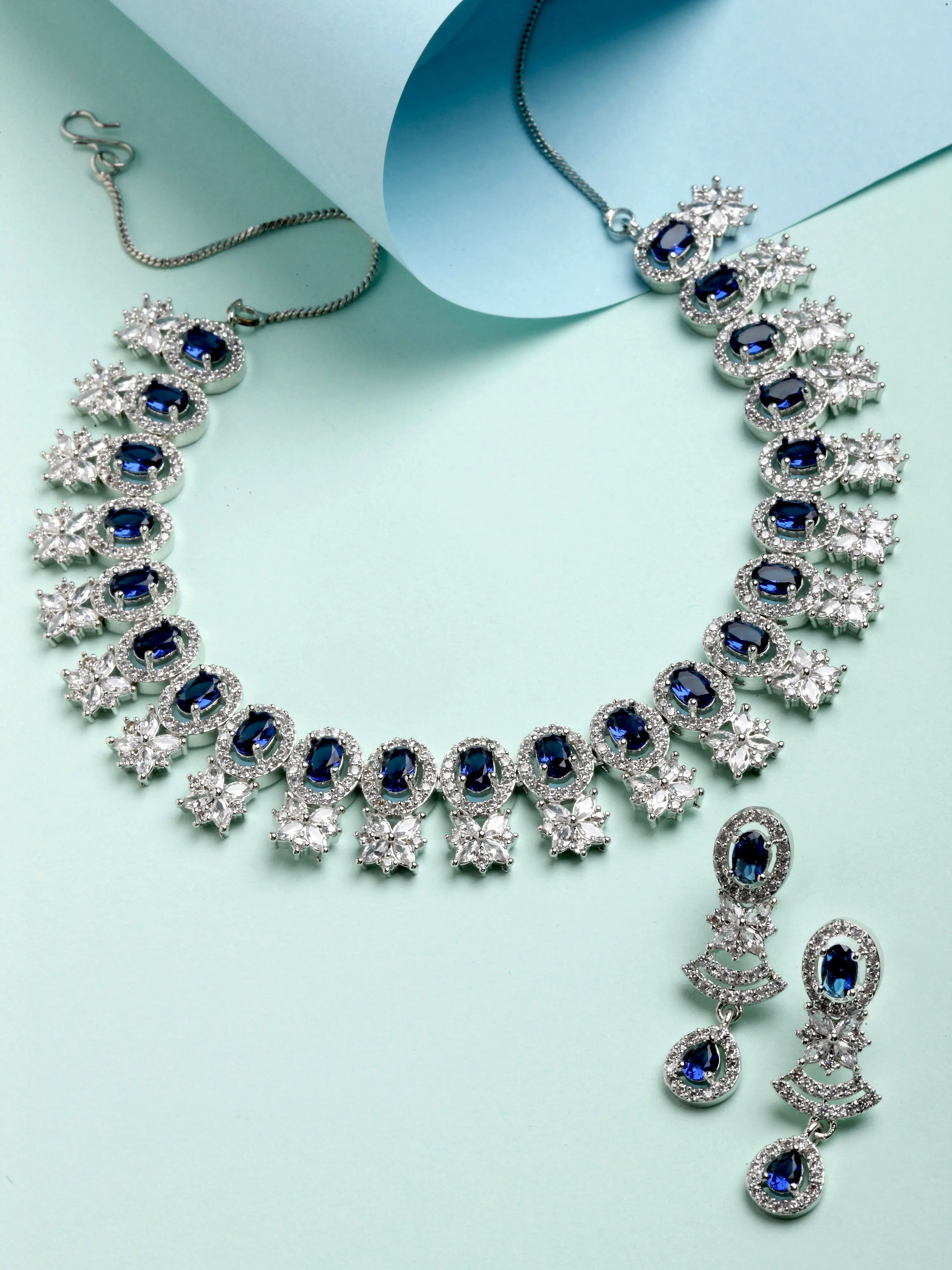 Karatcart Silver Plated Blue Cubic Zirconia Studded Necklace Set