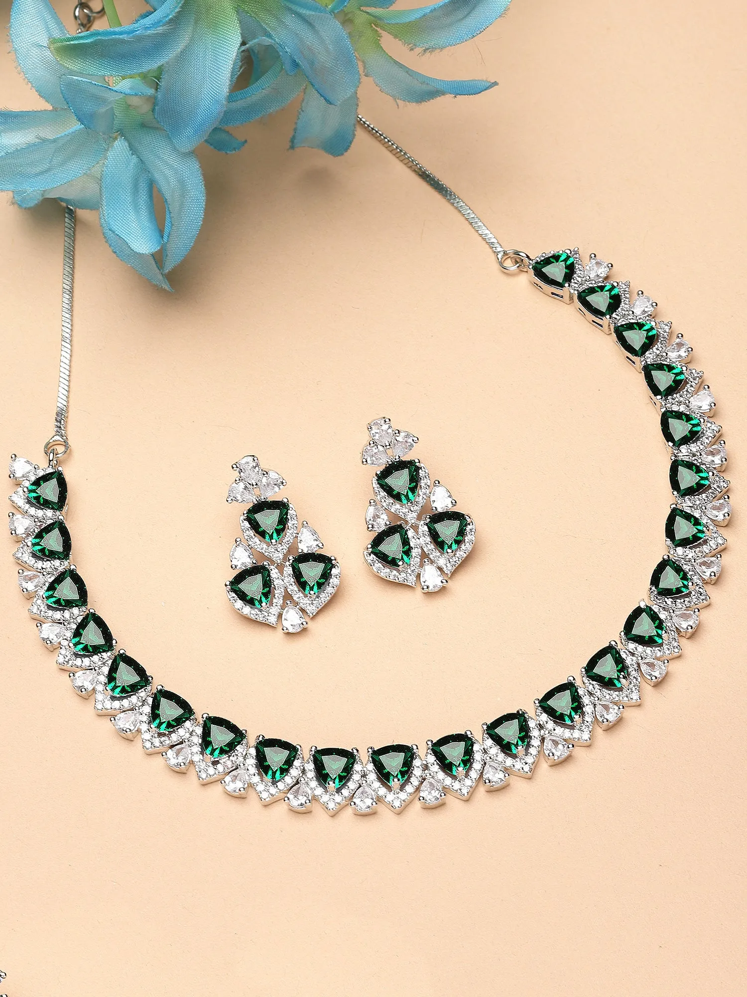 Karatcart Silver Plated Heart Shape Green Cubic Zirconia Necklace Set for Women