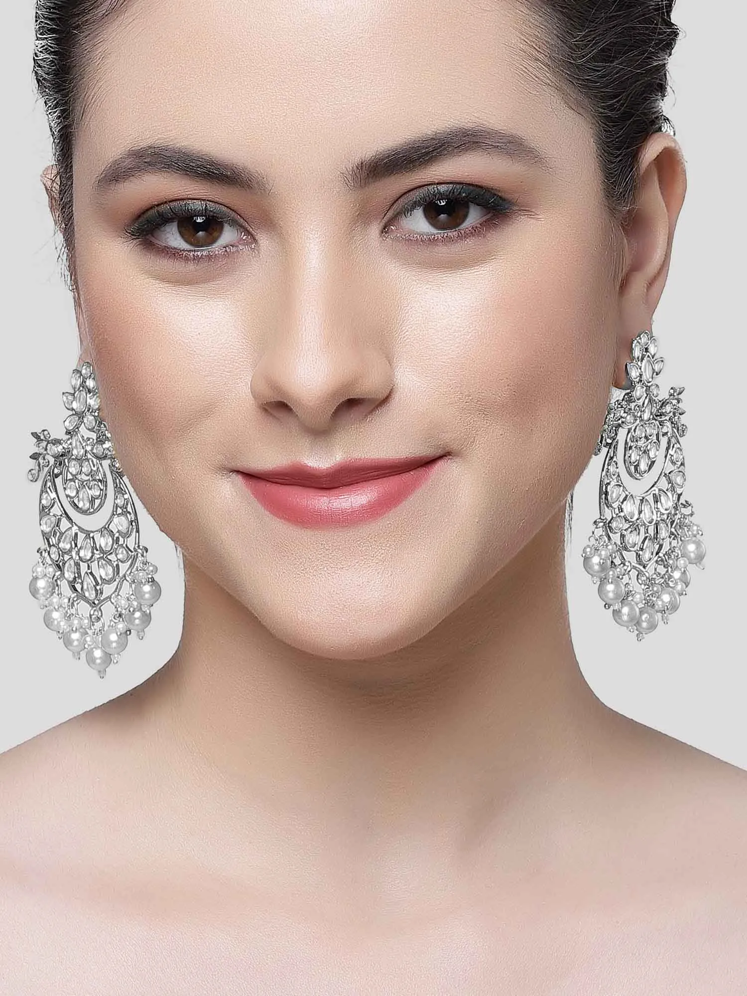 Karatcart Silver Plated Pearl & Kundan Studded Dangler Earrings for Women
