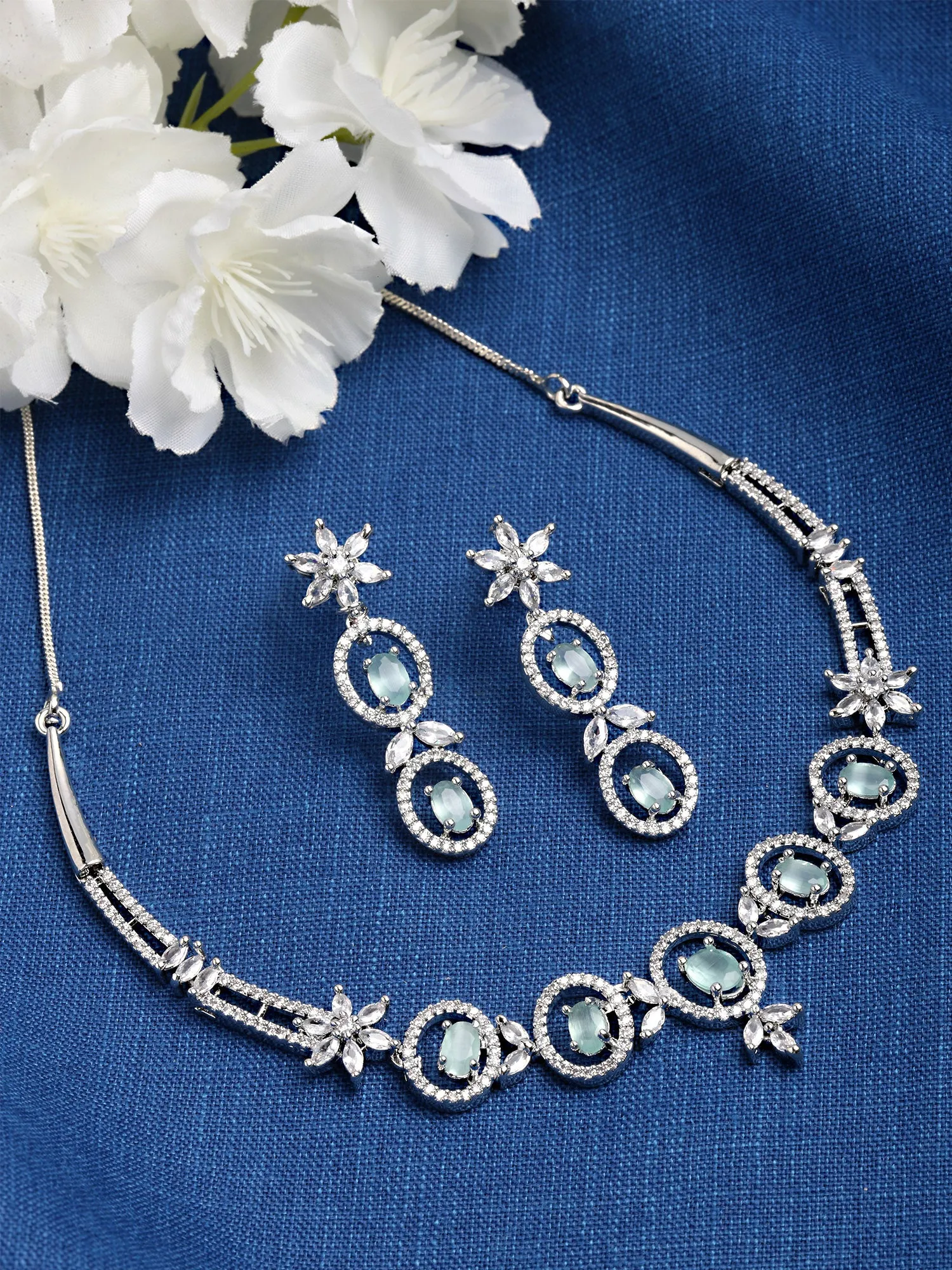 Karatcart Silver Tone Floral Design Light Green Cubic Zirconia Studded Necklace Set