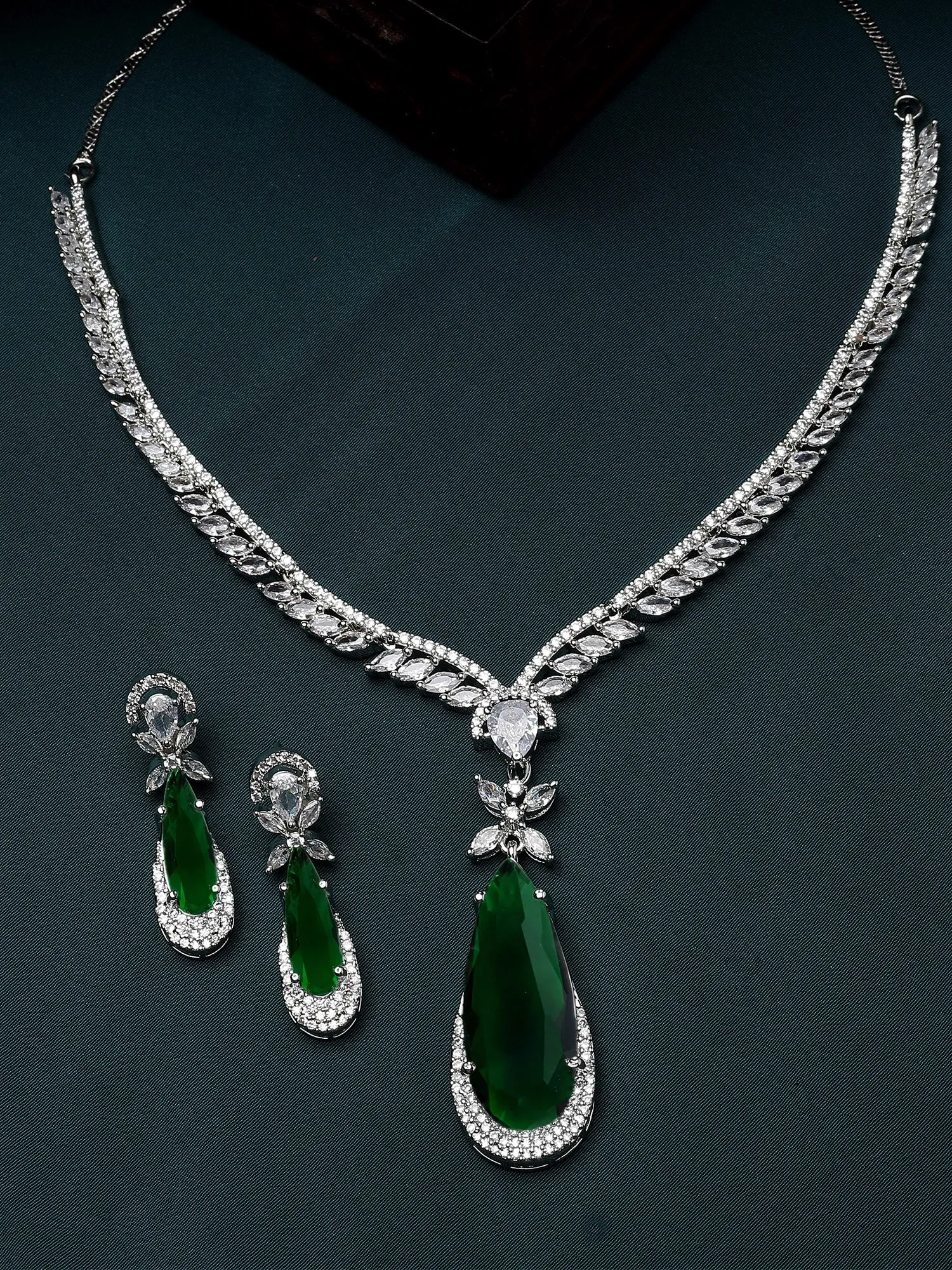 Karatcart Silver Tone Green Drop Shape Cubic Zirconia Studded Jewellery Set for Women