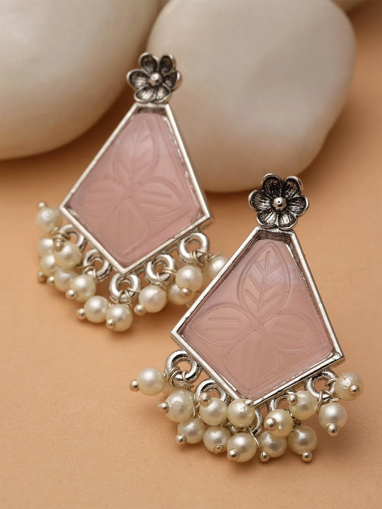 Karatcart Silver Tone Pink Carved Stone Studded Stud Earrings for Women