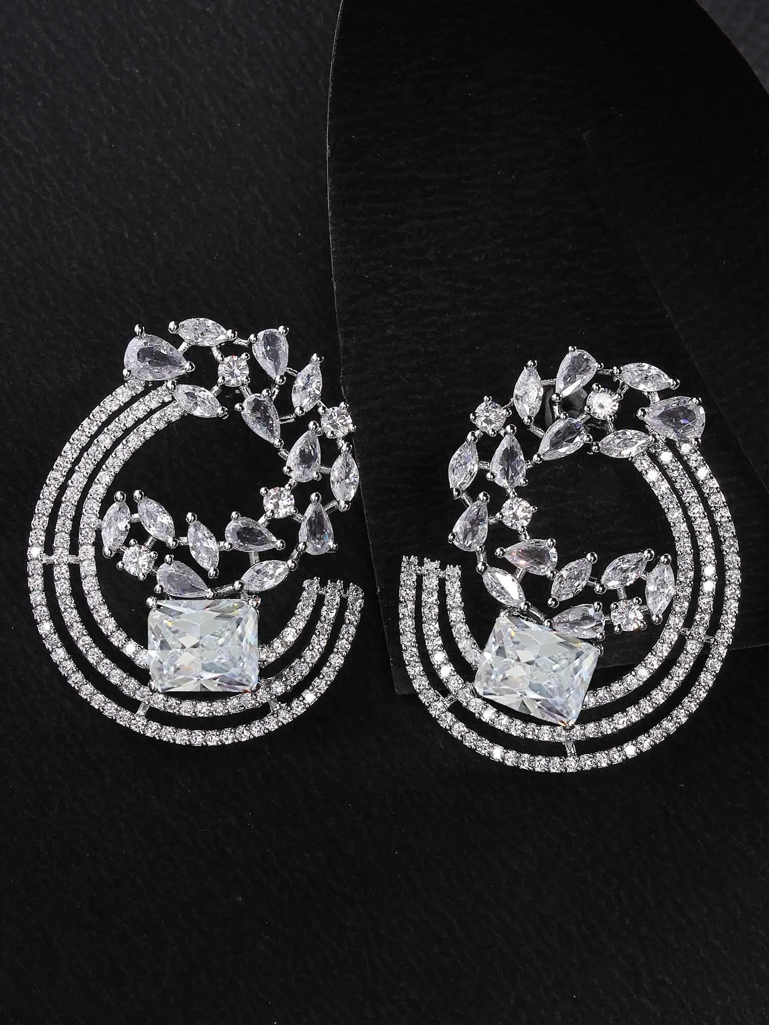 Karatcart White Cubic Zirconia Studded Silver Plated Stud Earrings for Women