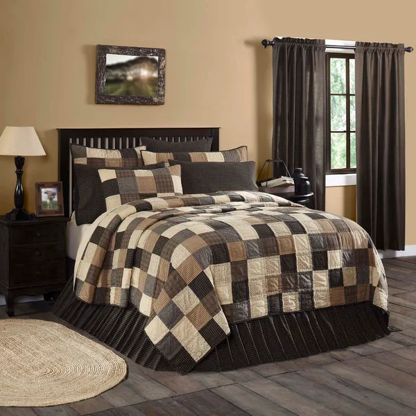 Kettle Grove Quilt (Choose Size)