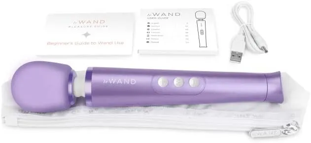 Le Wand Petite 10-Speed Silicone Rechargeable Body Wand