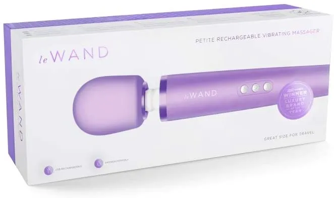 Le Wand Petite 10-Speed Silicone Rechargeable Body Wand