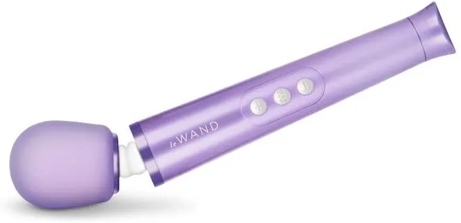 Le Wand Petite 10-Speed Silicone Rechargeable Body Wand