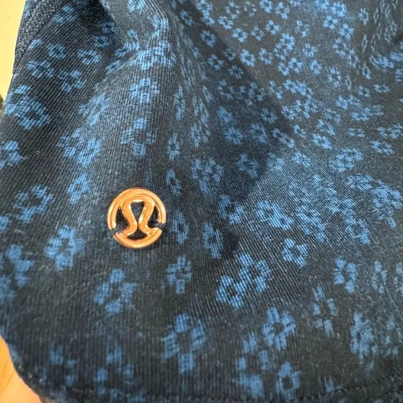 lululemon h’om run jacket size 6