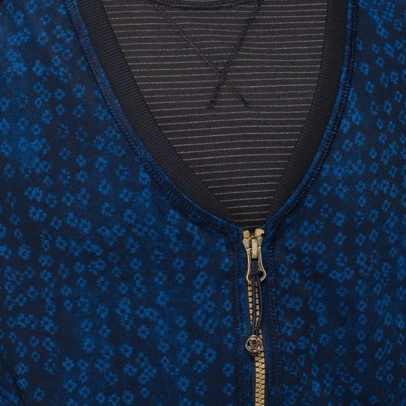 lululemon h’om run jacket size 6