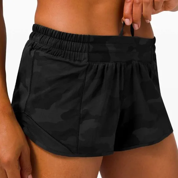 LULULEMON Hotty Hot Lined  Black Camo 2.5” Short