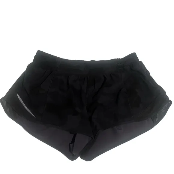 LULULEMON Hotty Hot Lined  Black Camo 2.5” Short
