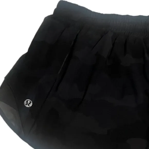 LULULEMON Hotty Hot Lined  Black Camo 2.5” Short