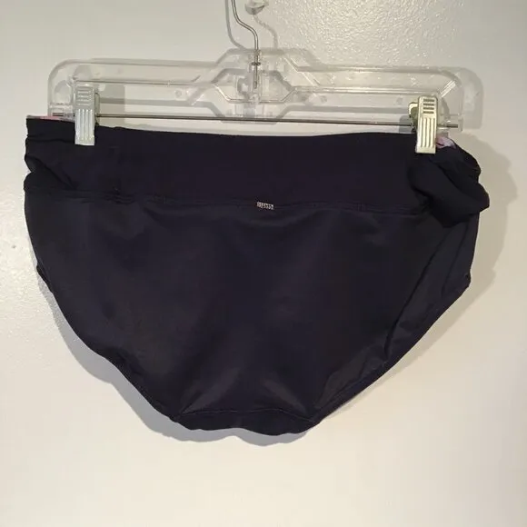 Lululemon Run: Light As Air Short  Deep Indigo/Mirage Deep Indigo  Size 8