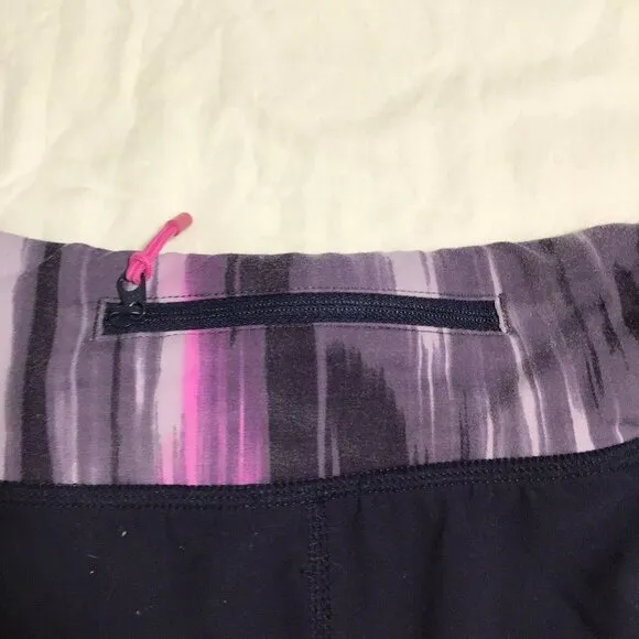 Lululemon Run: Light As Air Short  Deep Indigo/Mirage Deep Indigo  Size 8