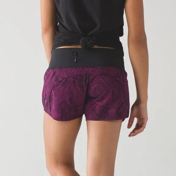 lululemon Run Times Short Mini Antique Paisley Deep Fuchsia/Black Size 10 NWT