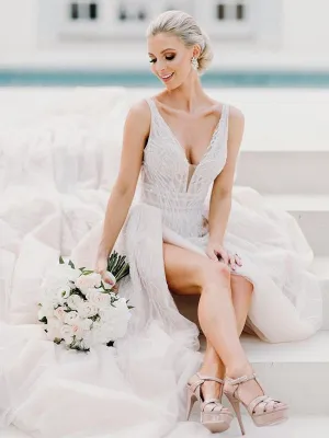 Luxury A-Line Lace Backless V-Neck TulleSleeveless Slit Wedding Dresses, FC1710