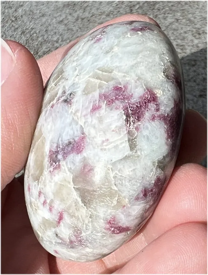 Madagascar Pink Tourmaline   Quartz   Feldspar Mix Crystal PALM STONE