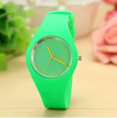 Men Watch Women Cream Color Ultra-thin Fashion Gift Silicone Strap Leisure Watch Geneva Sport Wristwatch Women's Jelly Watches