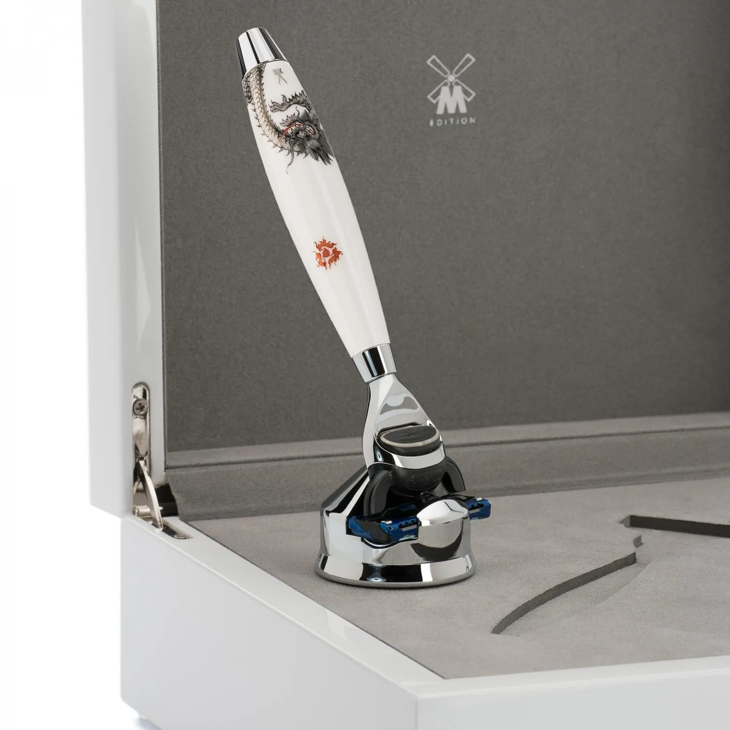 MÜHLE EDITION Fusion Razor, Meissen Porcelain