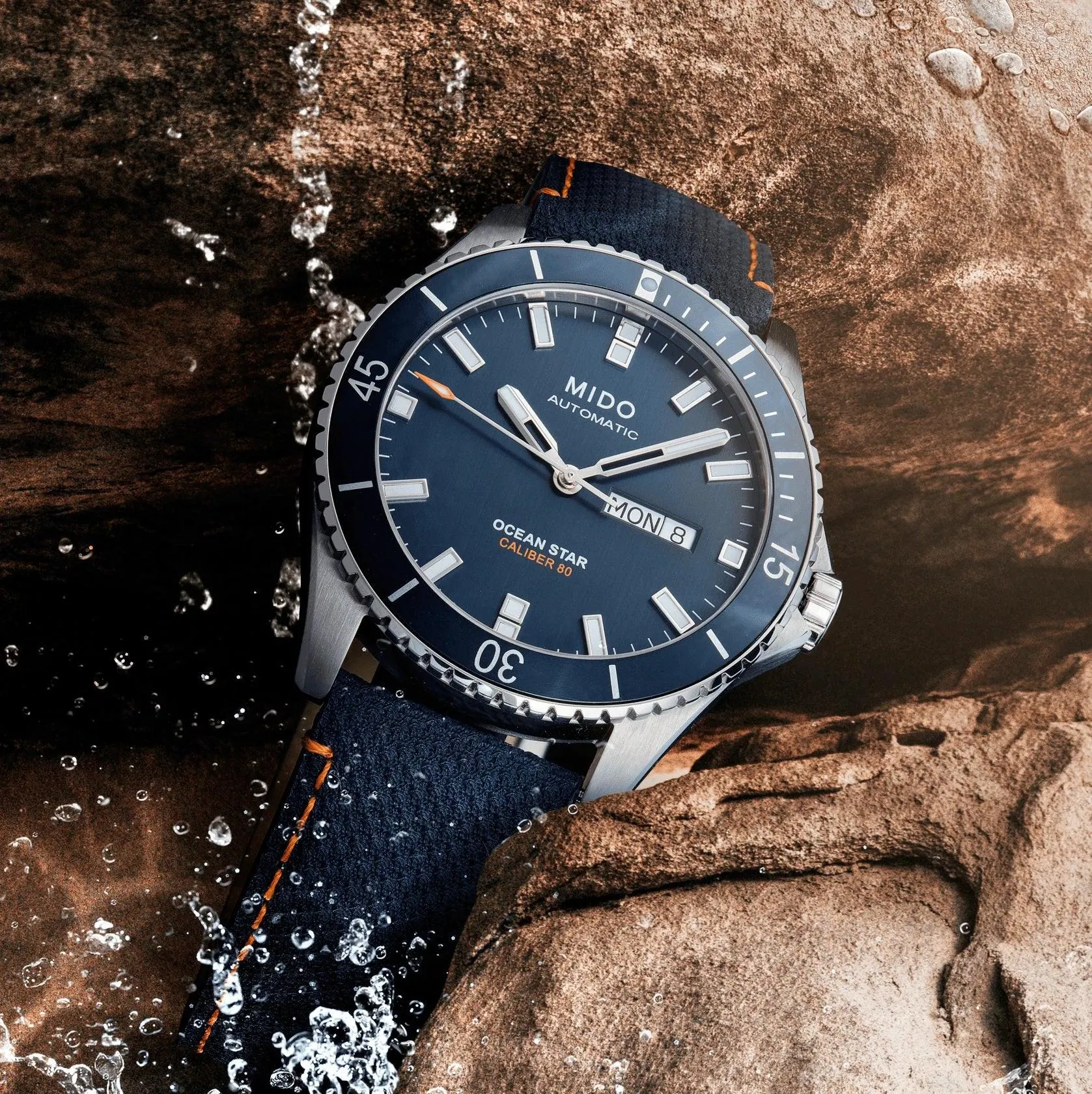 Mido Ocean Star Red Bull Cliff Diving Limited Edition 500pz 42mm Blue Automatic Steel M026.430.17.041.00