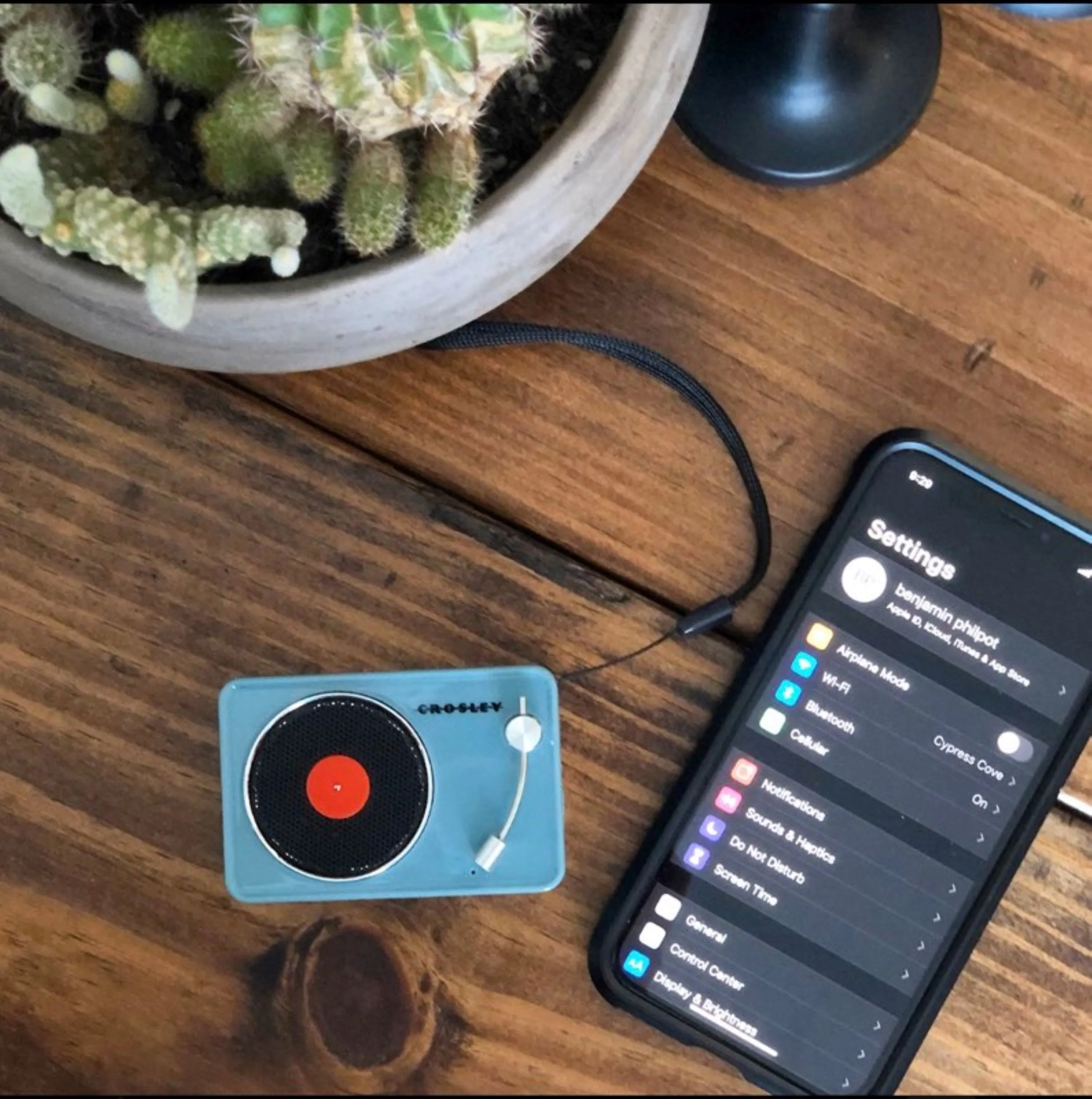 Mini Turntable Bluetooth Speaker