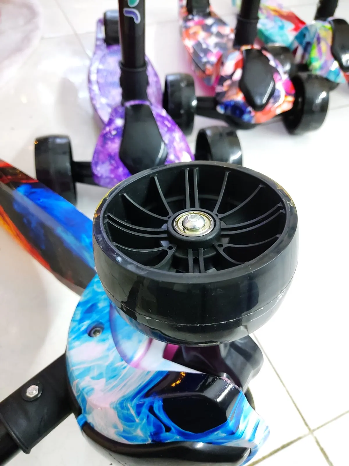 MONOPATÍN SCOOTER URBAN PATINETA CON LUCES $149.900 ENVÍO GRATIS PAGAS AL RECIBIR