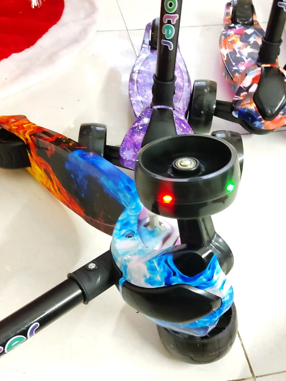 MONOPATÍN SCOOTER URBAN PATINETA CON LUCES $149.900 ENVÍO GRATIS PAGAS AL RECIBIR