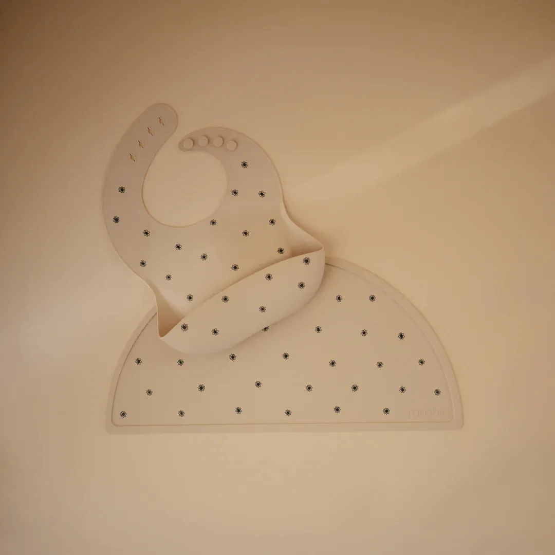 Mushie Silicone Baby Bib (Black Daisy)