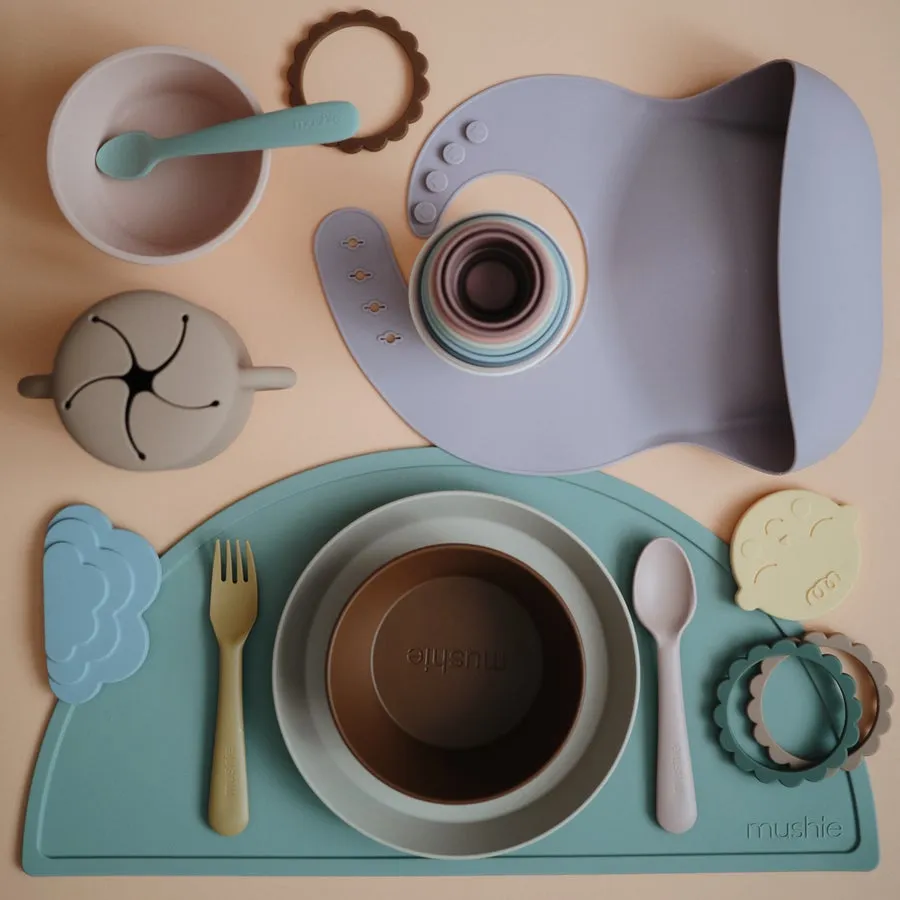 Mushie Silicone Pocket Bib (Pale Mauve)