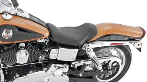 Mustang 76582 Tripper Solo Seat