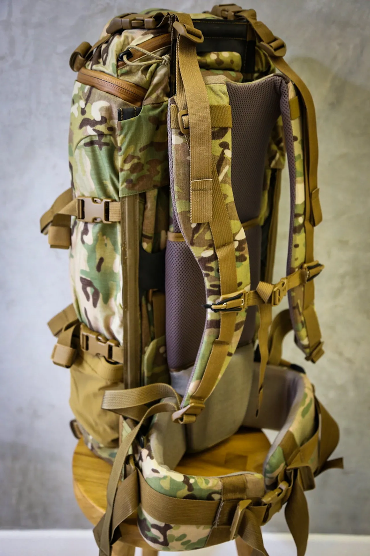Mystery Ranch Pintler in Multicam (Yoke size M)